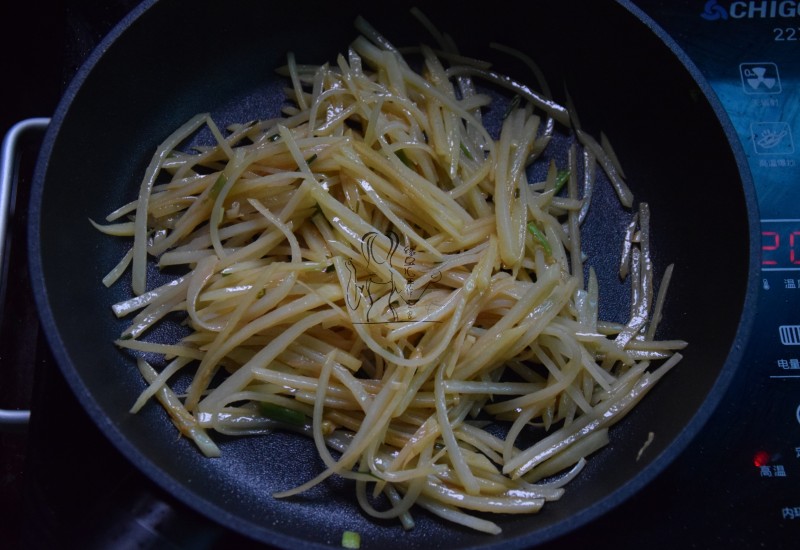 燕麦土豆丝卷饼的做法步骤：9