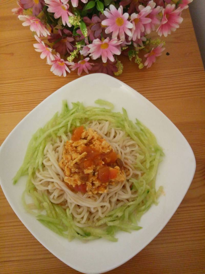 鸡蛋美食  西红柿鸡蛋打卤面的做法步骤：11