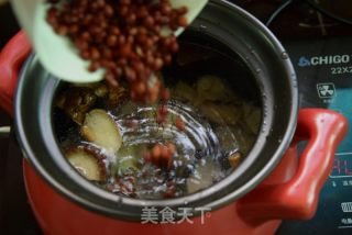 栗子香菇红豆鸡汤的做法步骤：5