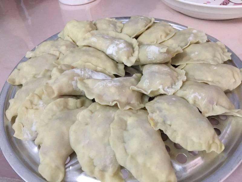 简简单单的白菜瘦肉饺的做法步骤：4