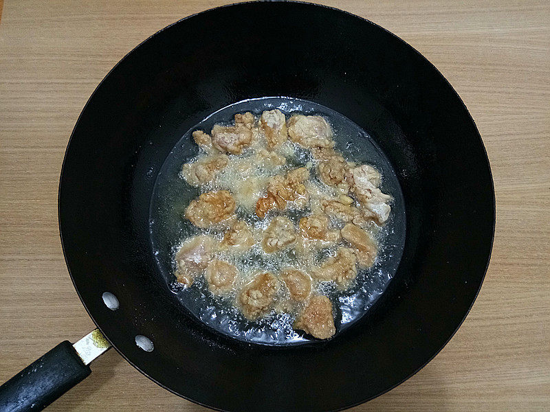 香酥鸡块的做法步骤：7