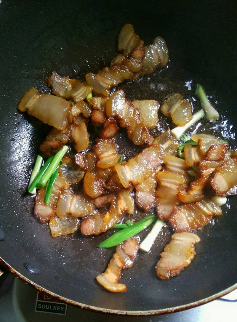 青菜头炒冬至肉的做法步骤：5