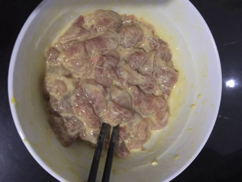 奥尔良小酥肉的做法步骤：2