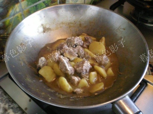 牛肉炖土豆的做法步骤：7