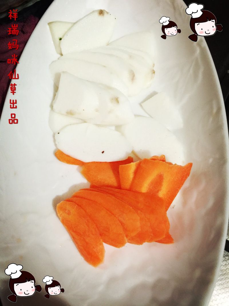 仙草阁私房菜（无肉不欢）--轻食营养腊肠茭白的做法步骤：2