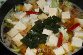 虾仁白菜豆腐海带汤的做法步骤：7