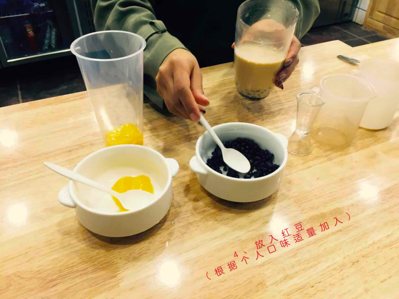 营养红豆奶茶制作方法 从莫沫南路偷师成功的做法步骤：5