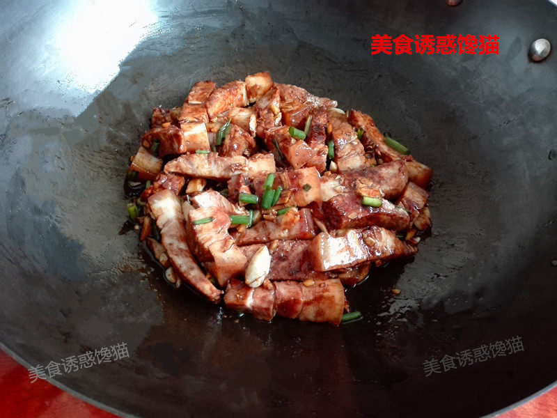 土豆红烧肉的做法步骤：5