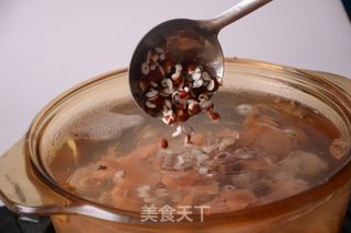 小森媽媽菜譜春季祛溼鮮土茯苓薏米芡實煲排骨獨家