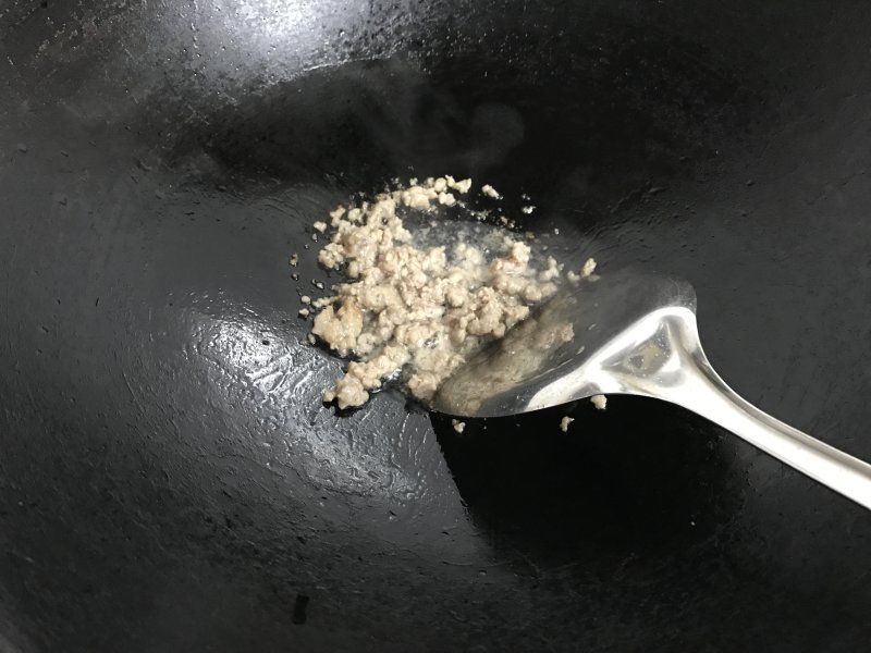 肉末酸黄瓜豆腐的做法步骤：5