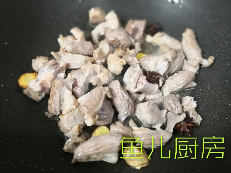 山药蛋蛋烧格子肉──“鱼儿厨房”私房菜的做法步骤：6