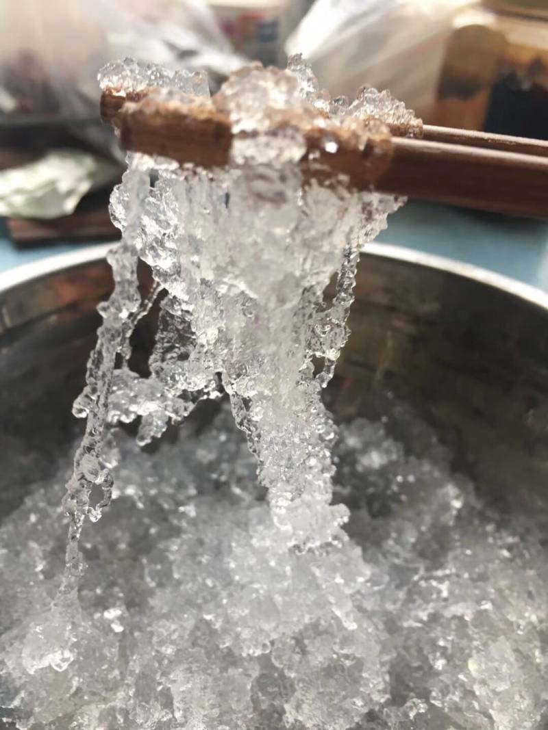 红枣牛奶蒸雪燕的做法步骤：1