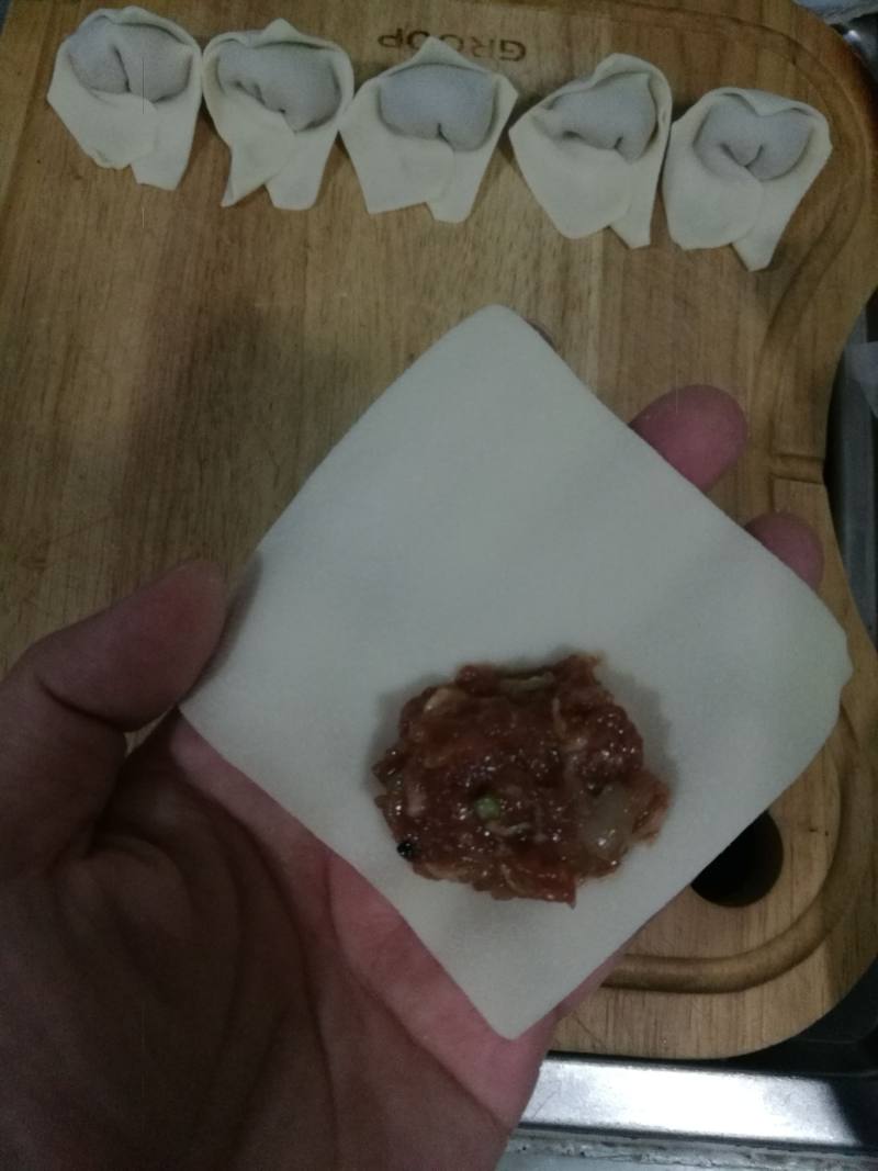 鲜肉家常馄饨的做法步骤：3