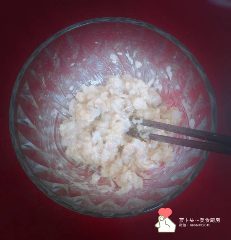 清热去火消暑食谱～苦瓜酿鲜虾的做法步骤：3