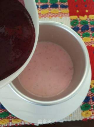 草莓桑葚酸奶慕斯的做法步骤：16