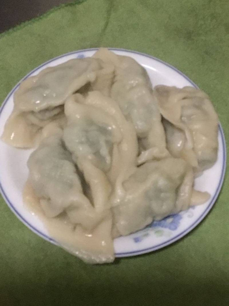 荠菜鲜虾肉饺的做法步骤：15