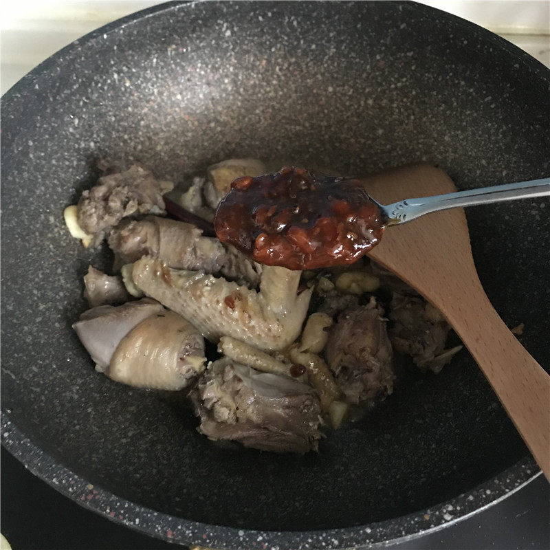 鸡肉炖土豆的做法步骤：5