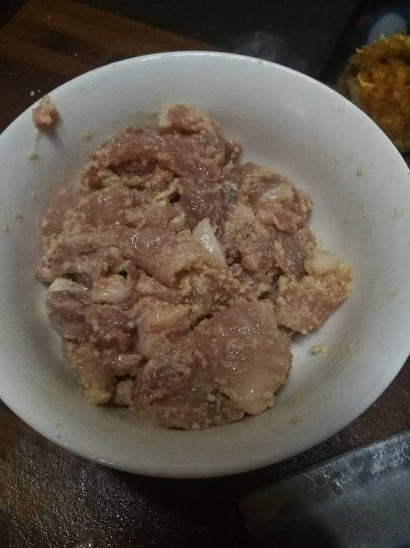 平菇炒肉片的做法步骤：3