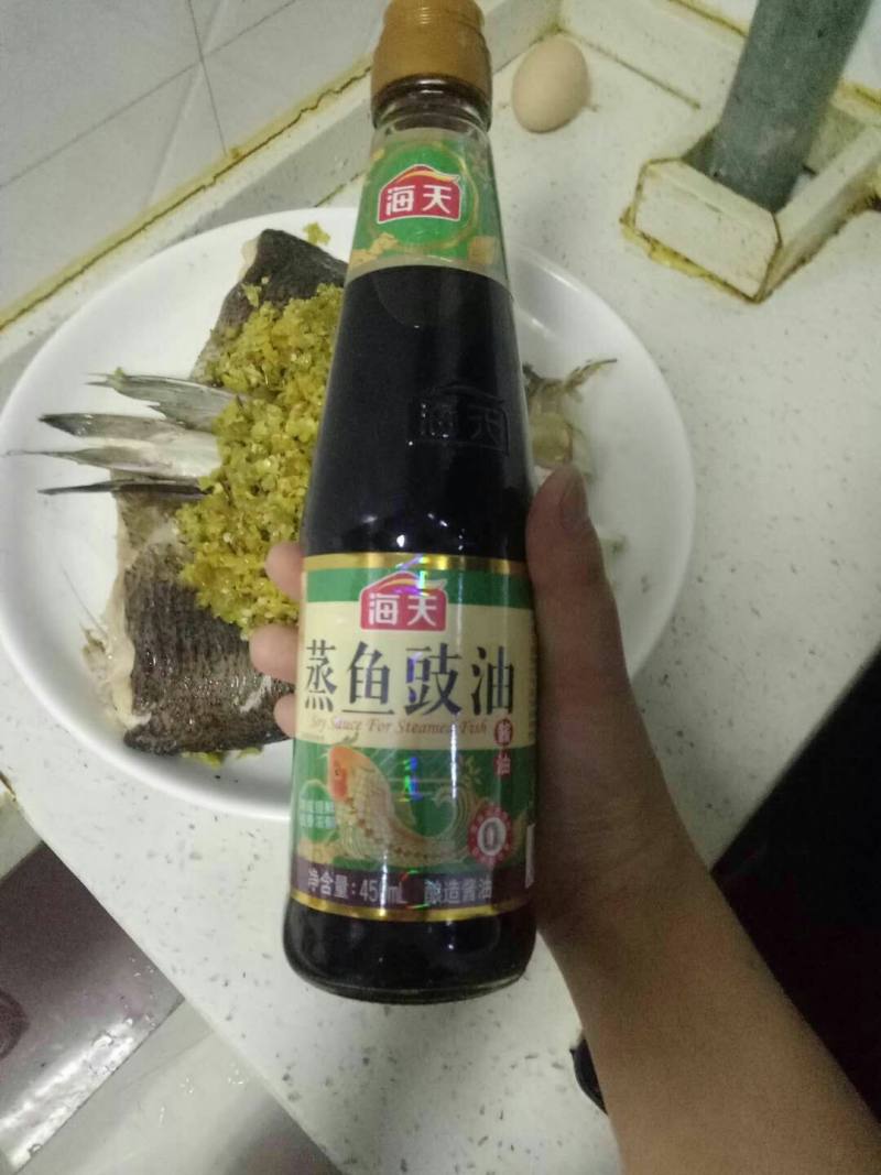 超简单剁椒鱼头的做法步骤：5