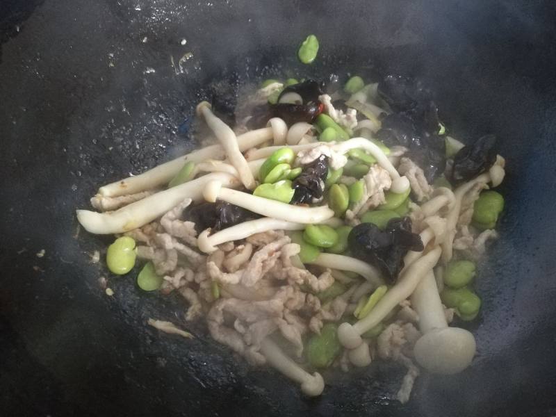 豆米灵菇肉丝的做法步骤：12