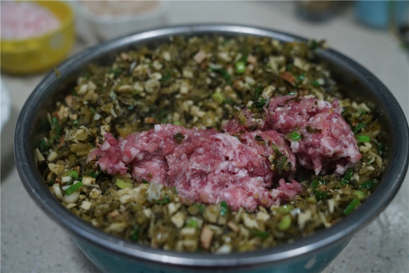 酸菜鲜肉米饼的做法步骤：8