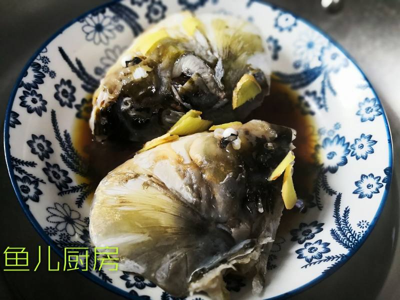 菜脯豆腐蒸鱼头──“鱼儿厨房”私房菜的做法步骤：6