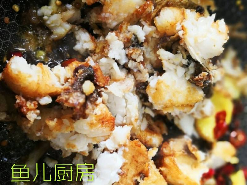 香蒸豆豉鱼背──“鱼儿厨房”私房菜的做法步骤：9