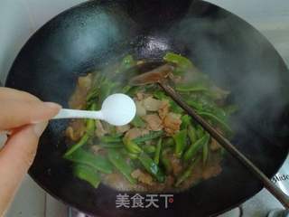 油豆角炒肉的做法步驟:10