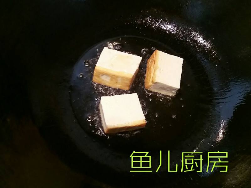 鲜虾小葱豆腐盒──“鱼儿厨房”私房菜的做法步骤：5