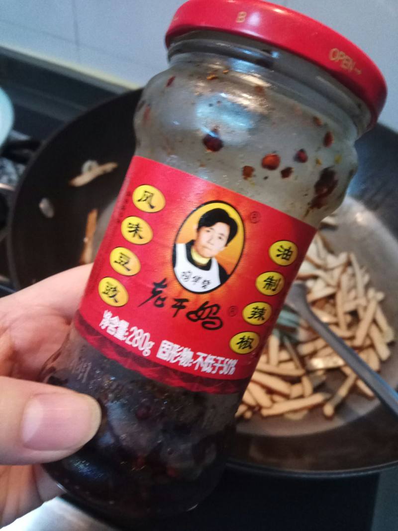 风味豆豉炒香干的做法步骤：6