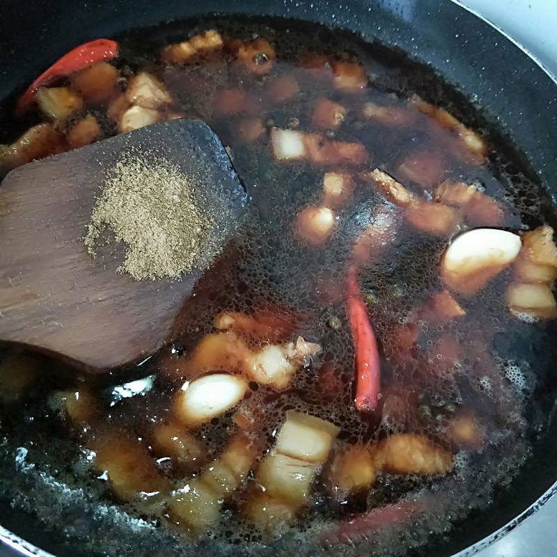 五花肉炖土豆的做法步骤：8