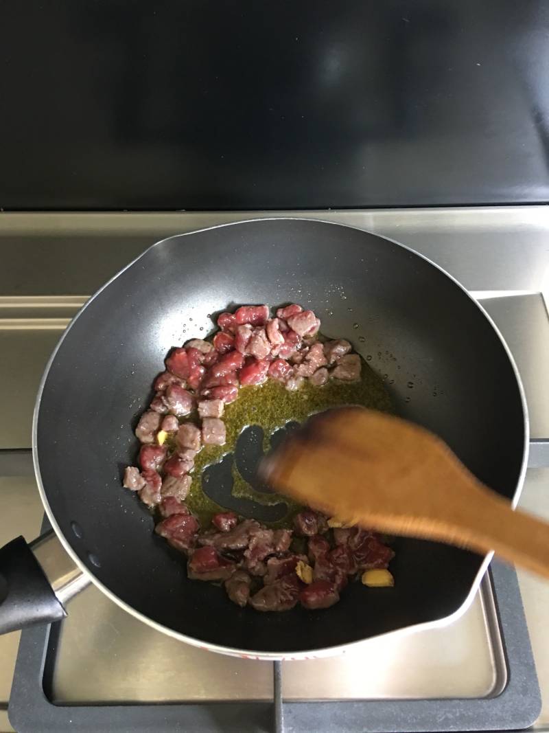 牛肉咖喱饭的做法步骤：5