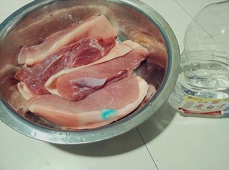 酱肉秋葵（内附自制酱肉方法）的做法步骤：2