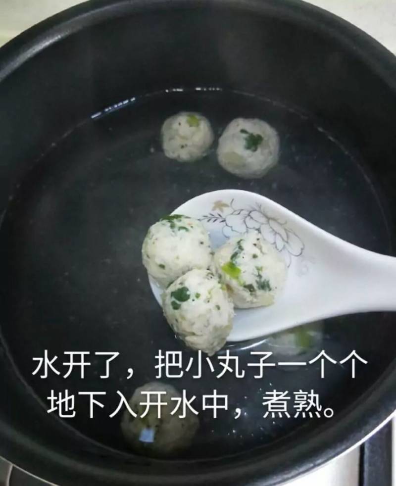 土豆鸡肉丸子汤的做法步骤：7