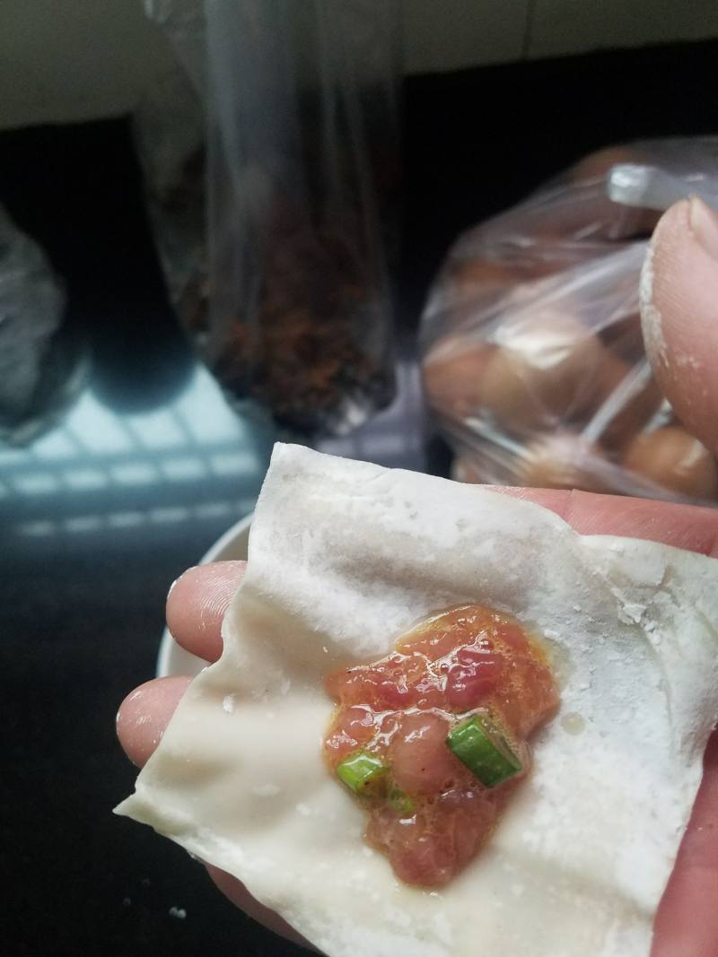 鲜肉馄饨的做法步骤：3