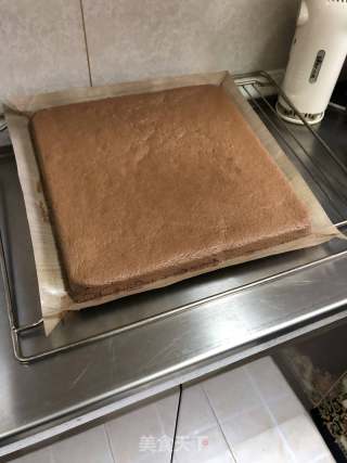 奥利奥巧克力奶油蛋糕卷的做法步骤：12