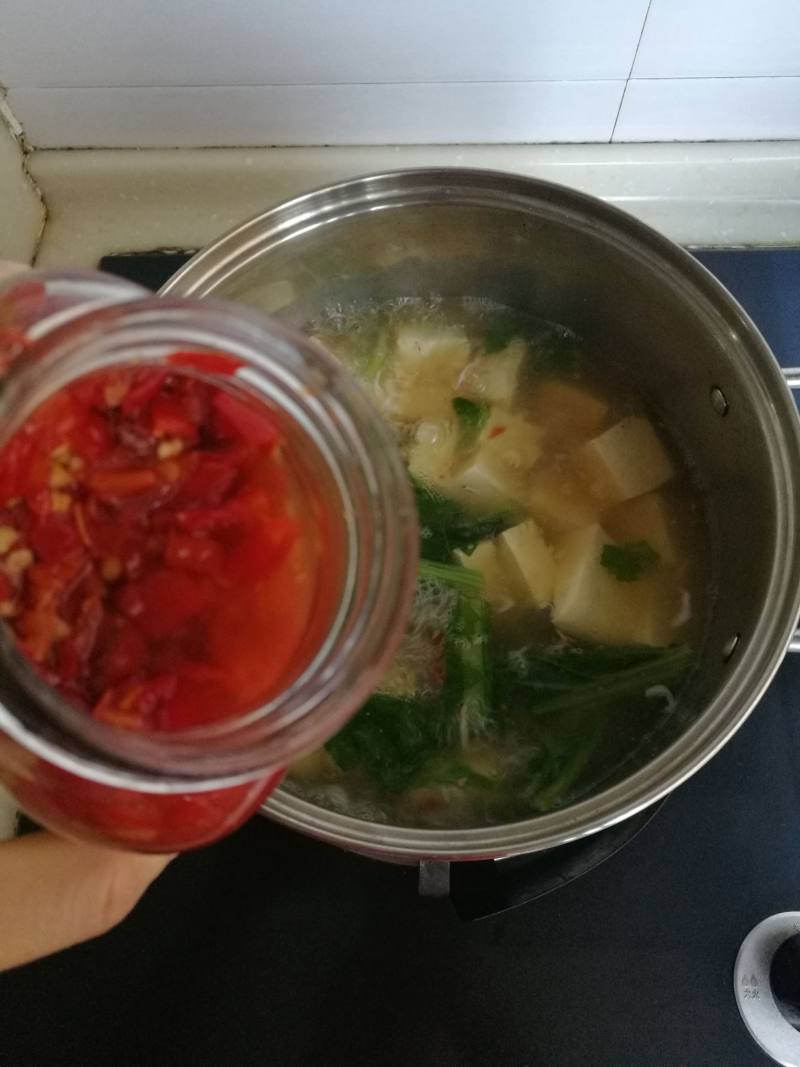 清淡的小白菜炖豆腐的做法步骤：6