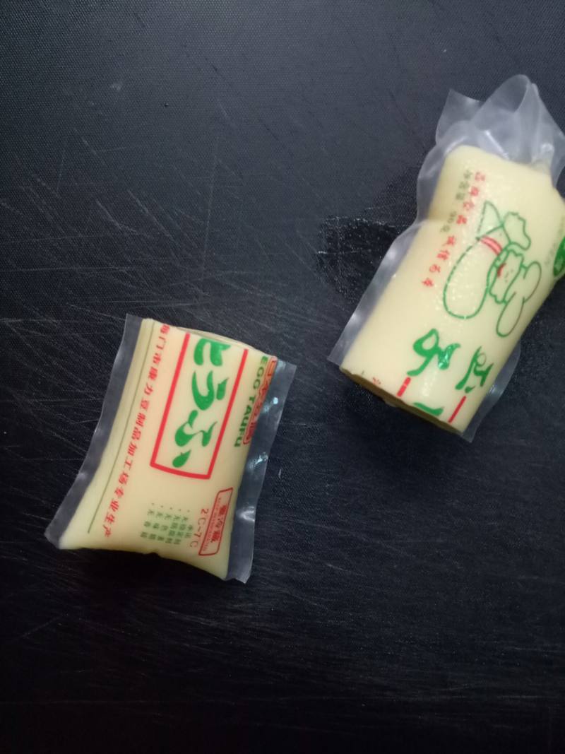 日本豆腐蒸虾仁的做法步骤：4