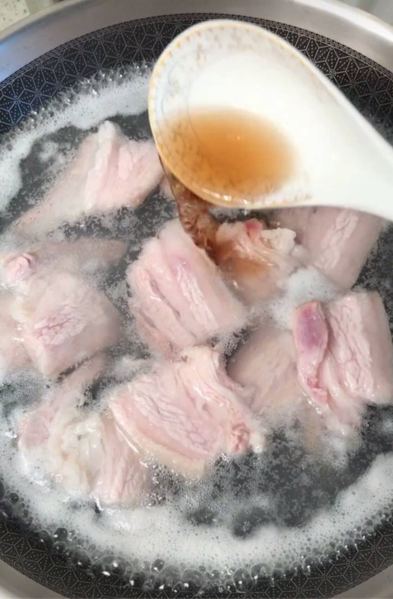 五花肉炖豆腐的做法步骤：7