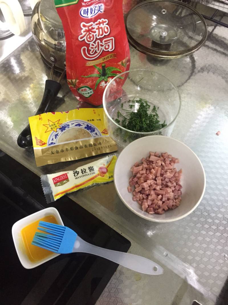 香葱芝士火腿包的做法步骤：2