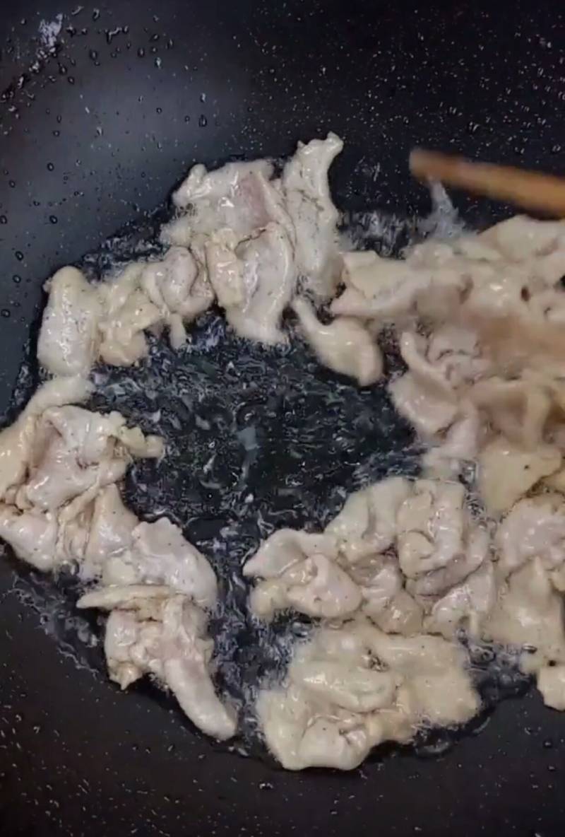 葱爆肉的做法步骤：4