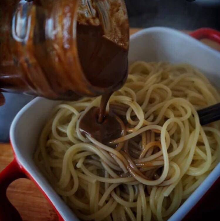 芝麻酱拌意大利面的做法步骤：2