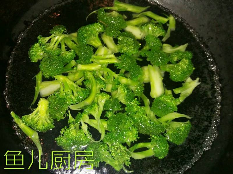 鲍鱼捞饭──“鱼儿厨房”私房菜的做法步骤：9