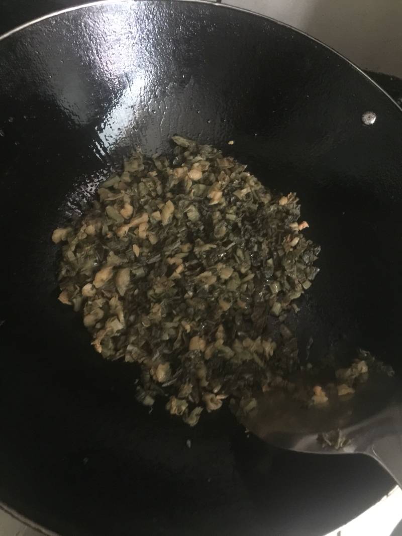 梅菜扣肉的做法步骤：8