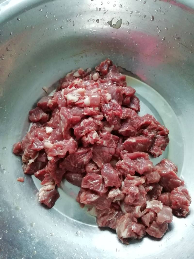 小满日食记《露台烧烤之牛肉串》的做法步骤：1