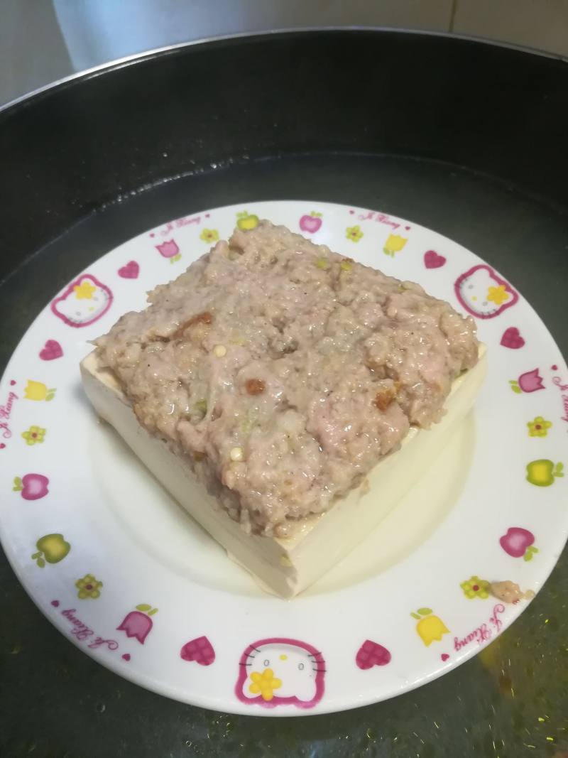 豆腐肉饼的做法步骤：2