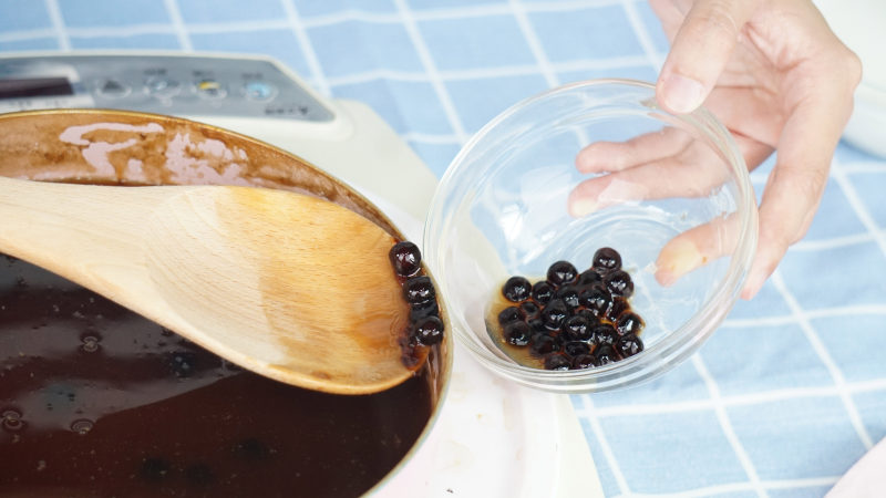 美味食光 | 不用再排队买脏脏茶了，我们帮你实现！的做法步骤：3