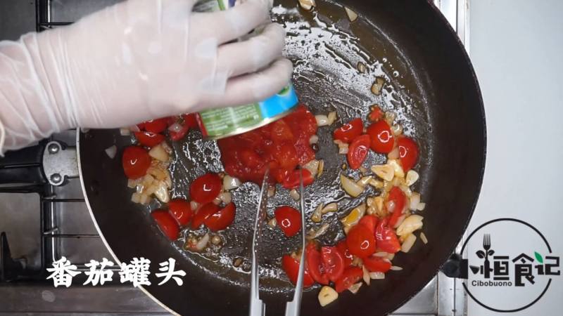 金枪鱼蔬菜意面-开胃可口降血脂的做法步骤：3