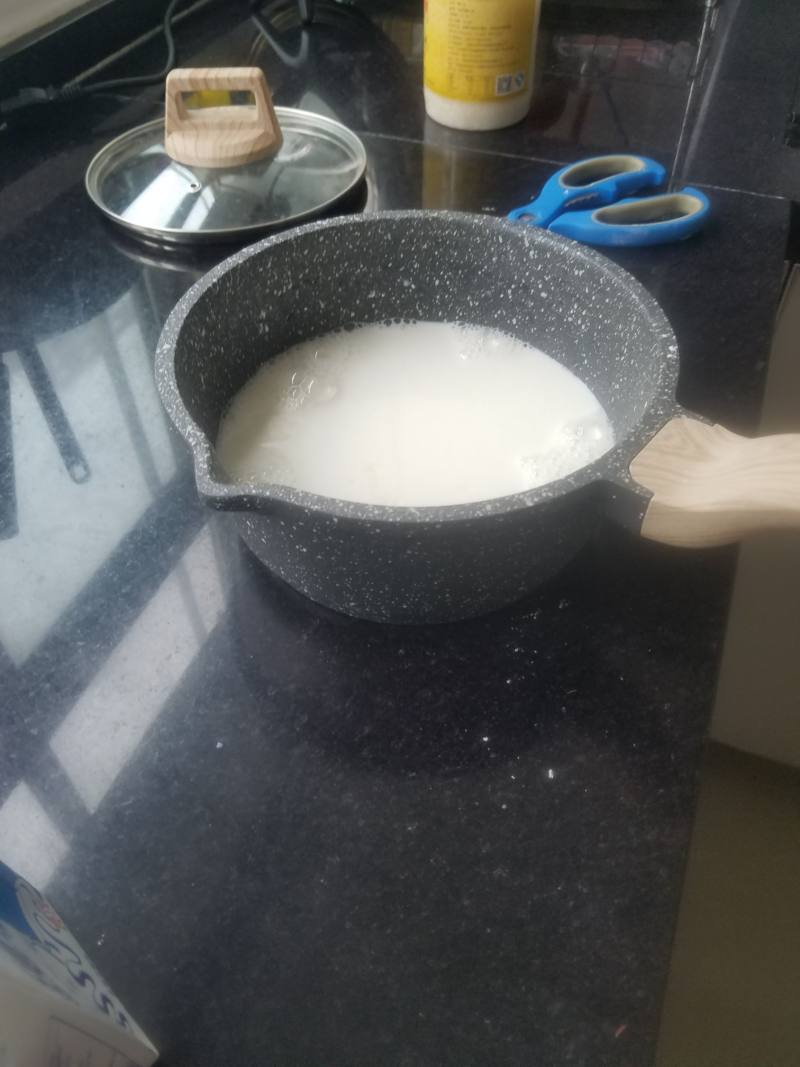 “自制零食”椰丝奶方的做法步骤：1