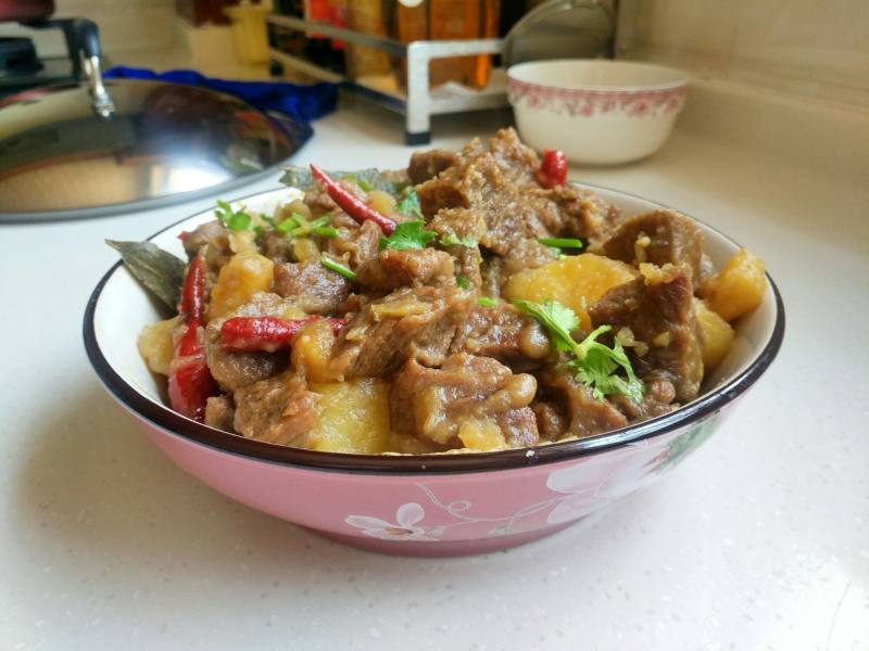 土豆炖牛肉的做法步骤：12